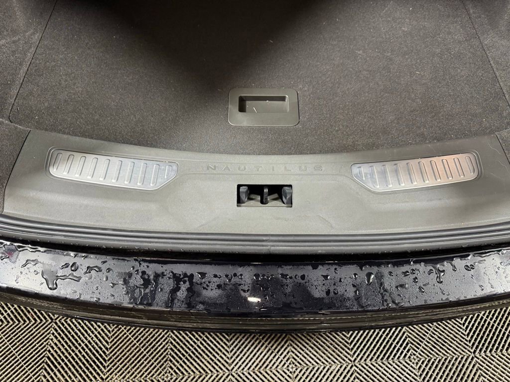 New 2024 Lincoln Nautilus Black Label w/ Jet Appearance Package (87T) image 61