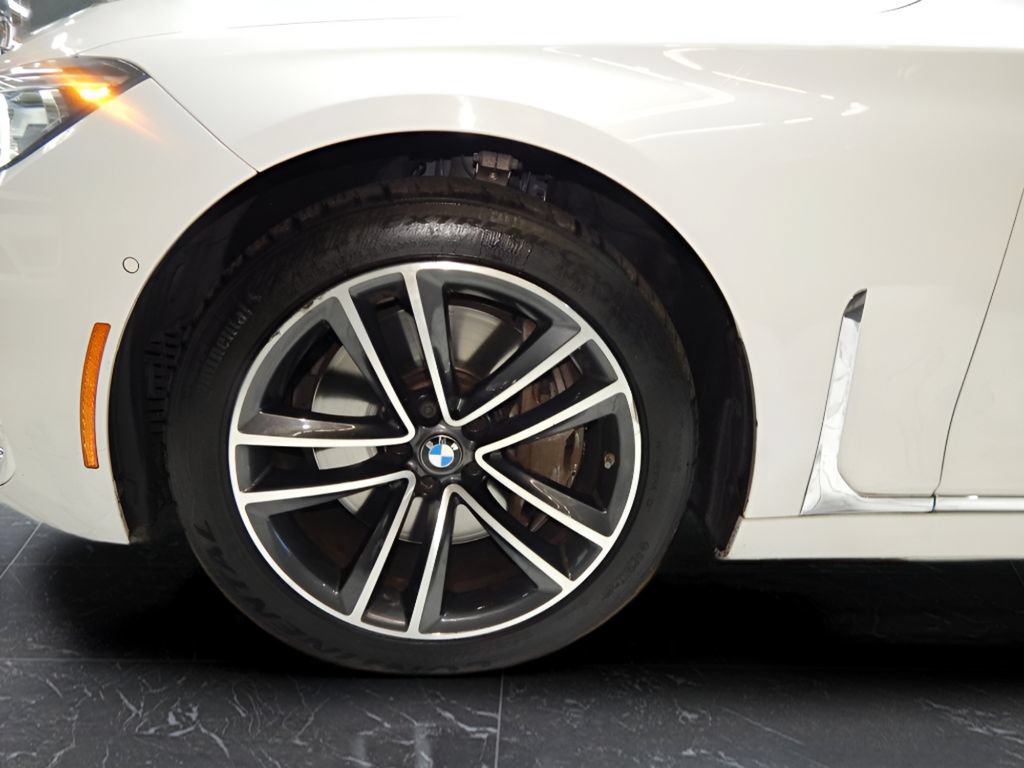 Used 2021 BMW 750i xDrive w/ Executive Package AWD/4WD image 31