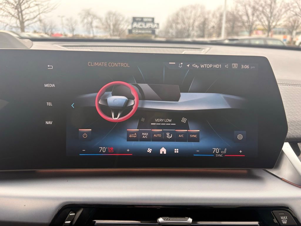 Used 2024 BMW X2 xDrive28i w/ Premium Package image 40