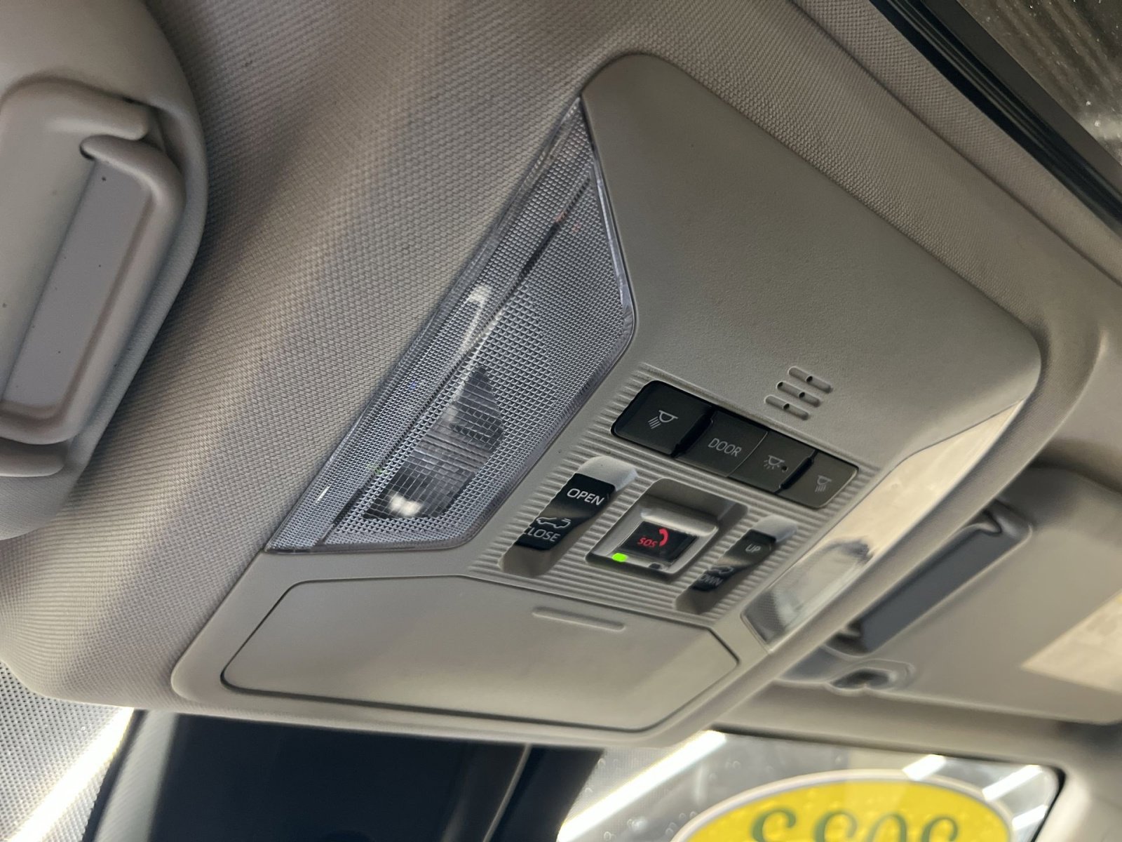 Used 2023 Toyota RAV4 XLE Premium image 37