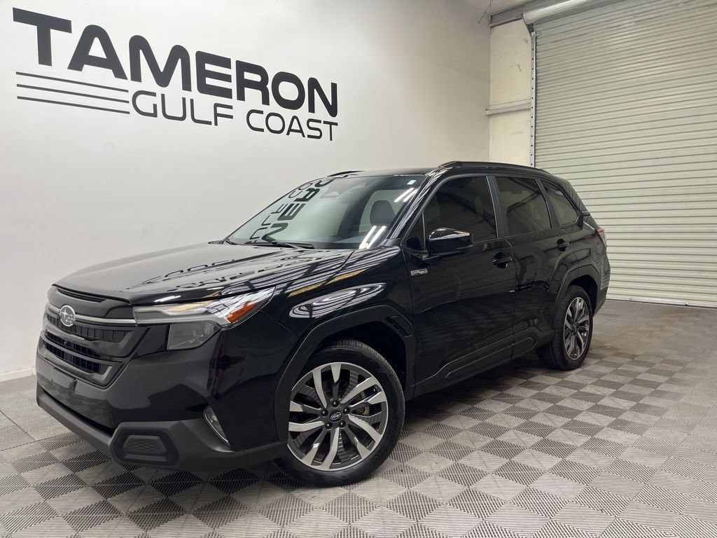 Used 2025 Subaru Forester Touring AWD/4WD image 2