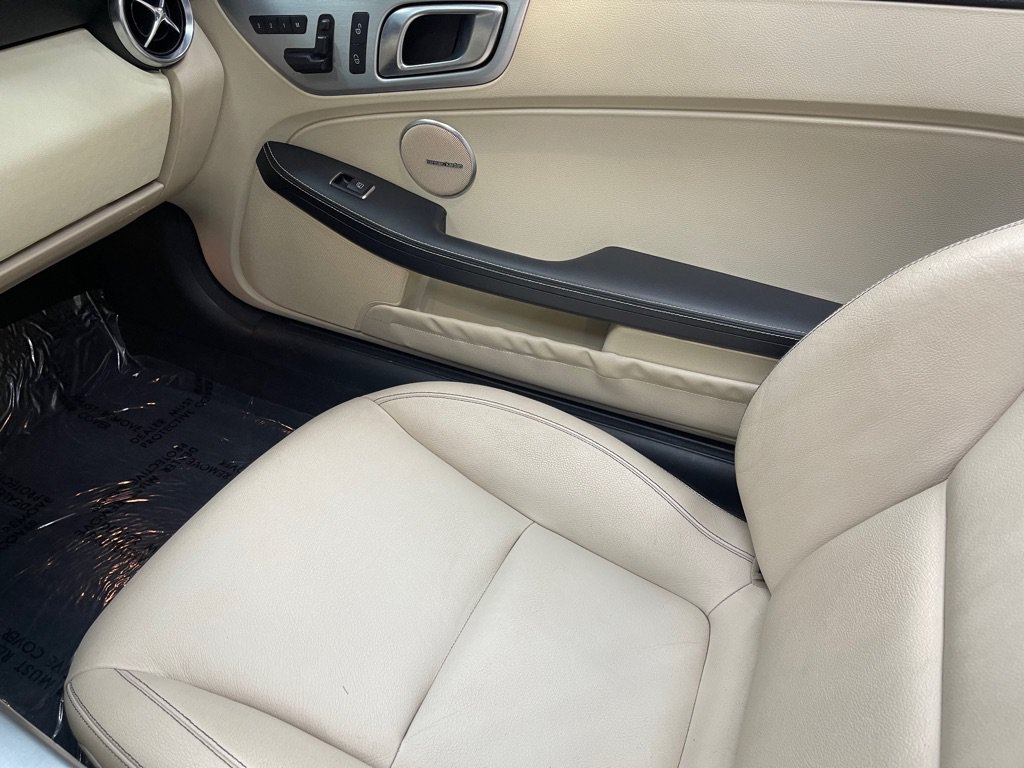 Used 2013 Mercedes-Benz SLK 250 image 31