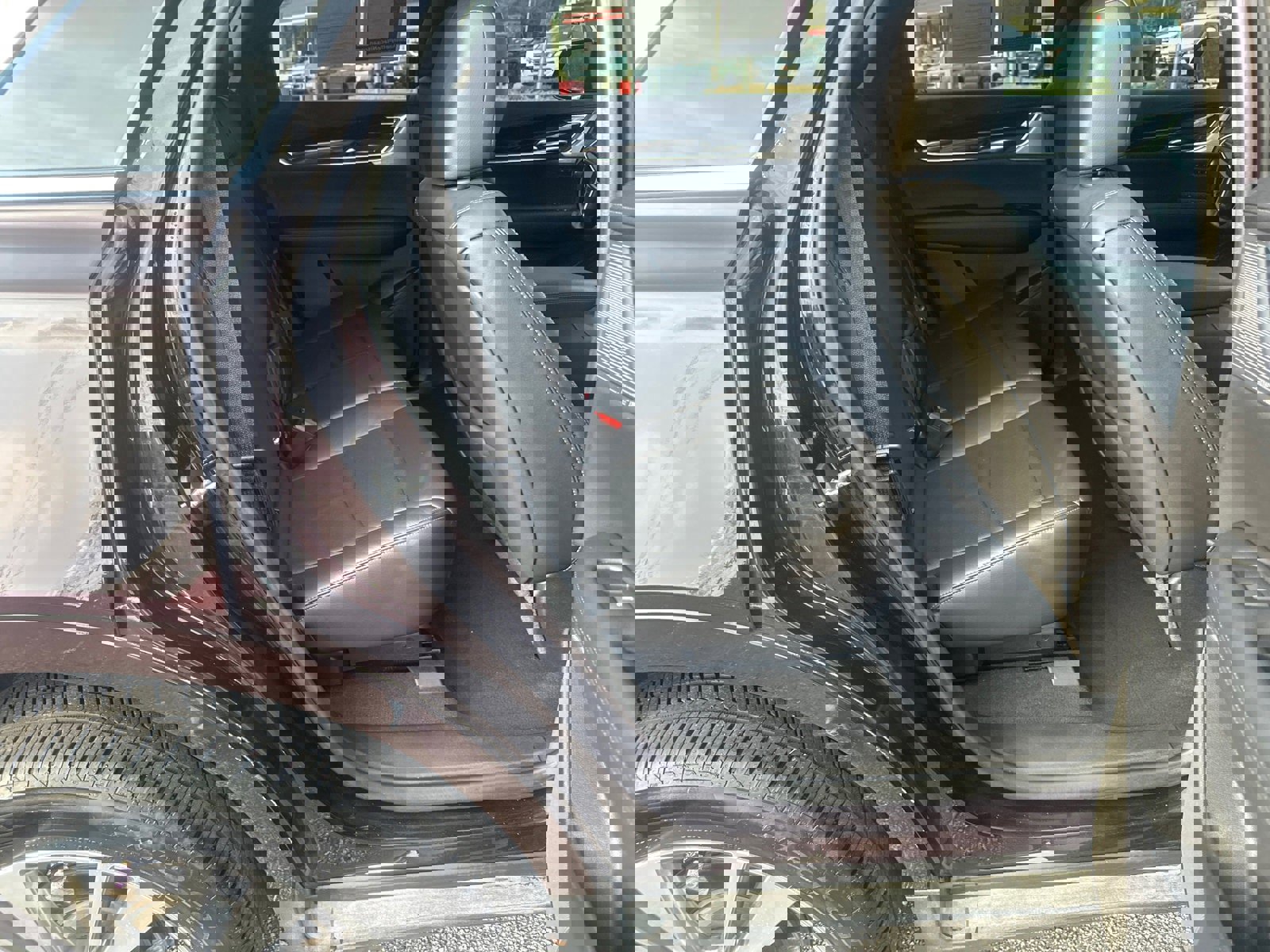 Used 2020 Cadillac XT5 Premium Luxury w/ LPO, Floor Liner Package image 15