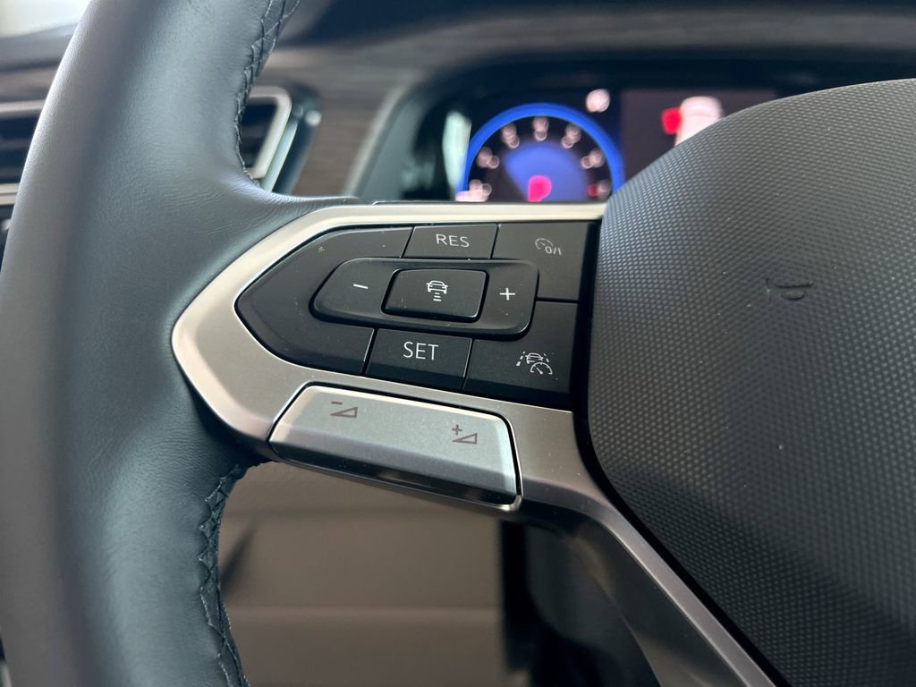 New 2026 Volkswagen Atlas SEL Premium R-Line image 17