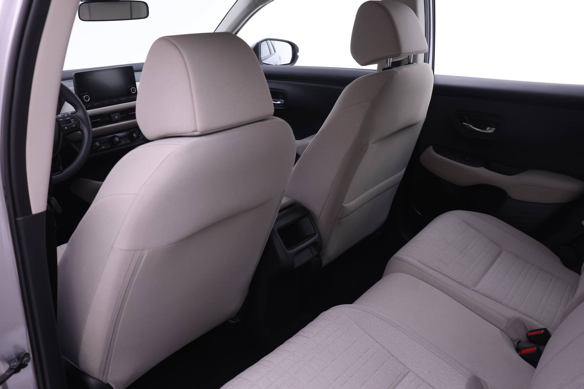 Certified 2025 Honda HR-V LX image 12