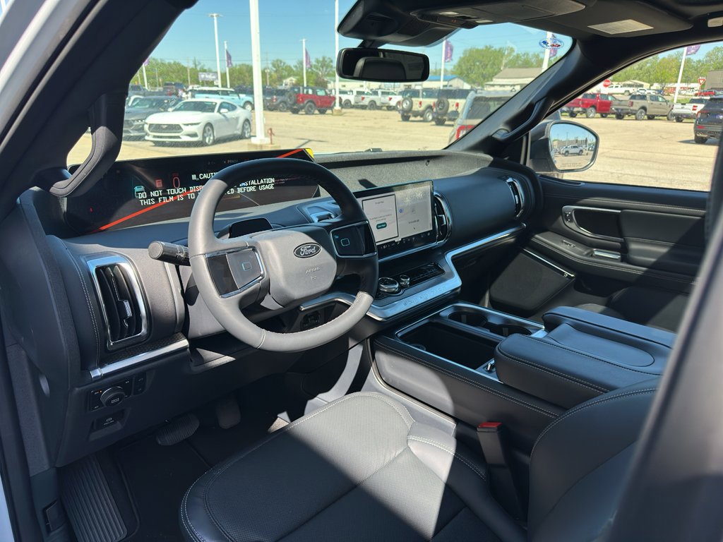 New 2026 Ford Expedition Max Platinum AWD/4WD image 12