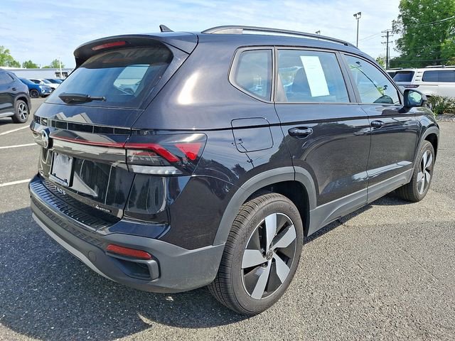 Used 2025 Volkswagen Taos S AWD/4WD image 6