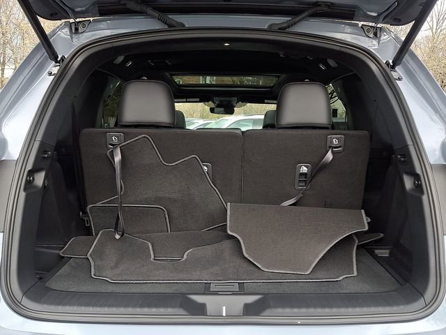 Certified 2025 Honda Pilot Black Edition image 29