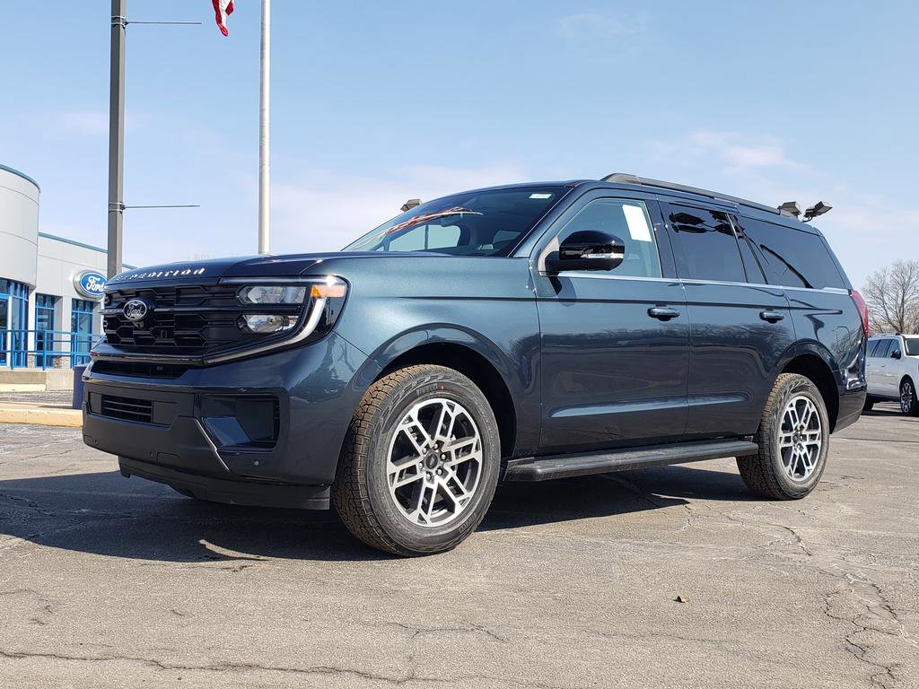 New 2026 Ford Expedition Active AWD/4WD image 8