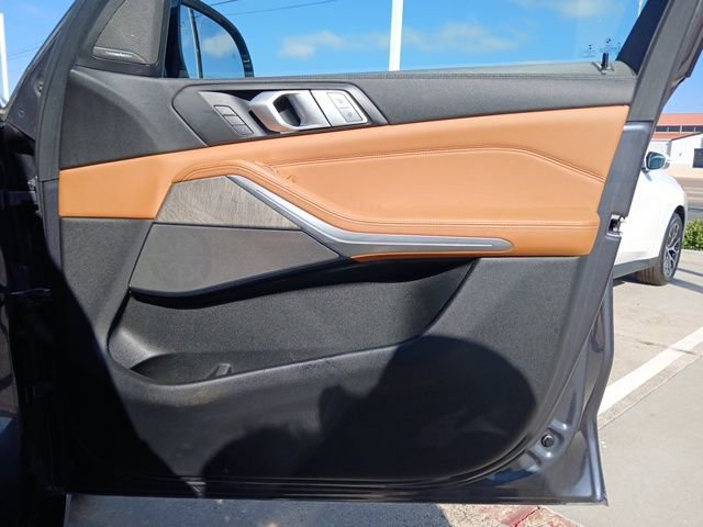 Used 2019 BMW X7 xDrive40i w/ Premium Package image 17