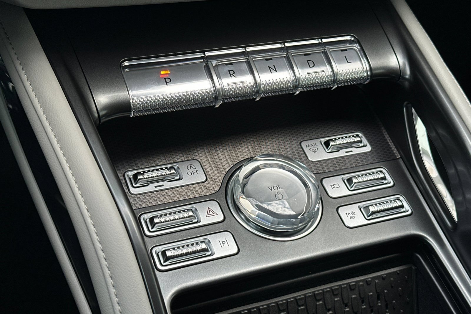 New 2026 Lincoln Nautilus Premier AWD/4WD image 20