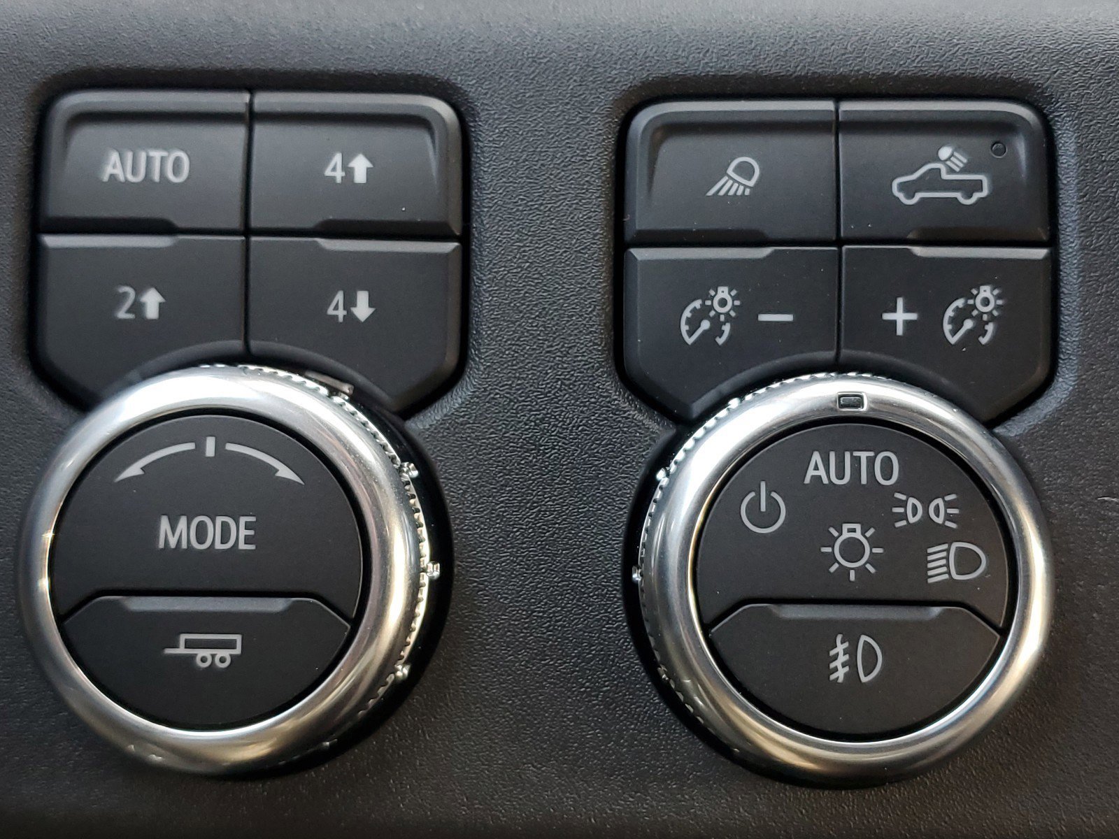 New 2025 GMC Sierra 2500 SLT w/ SLT Premium Package image 33