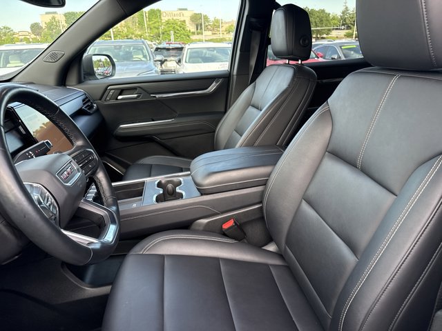 Used 2024 GMC Acadia Elevation AWD/4WD image 5