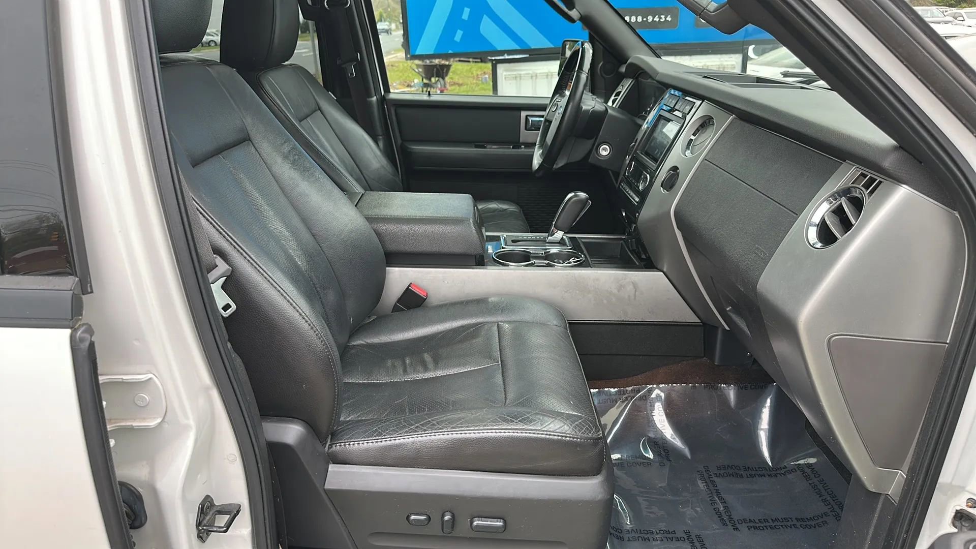 Used 2013 Ford Expedition EL Limited image 25