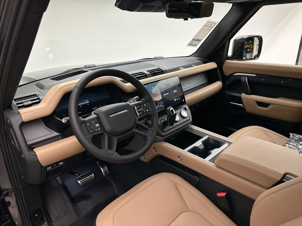 New 2026 Land Rover Defender 90 V8 AWD/4WD image 17