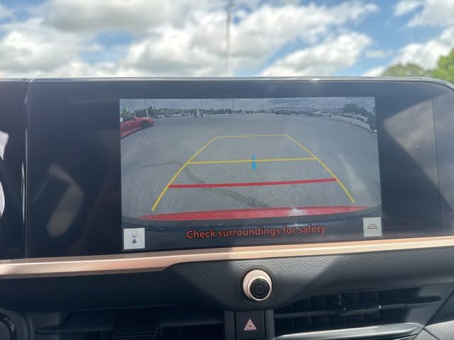 Used 2023 Toyota Crown Limited image 33