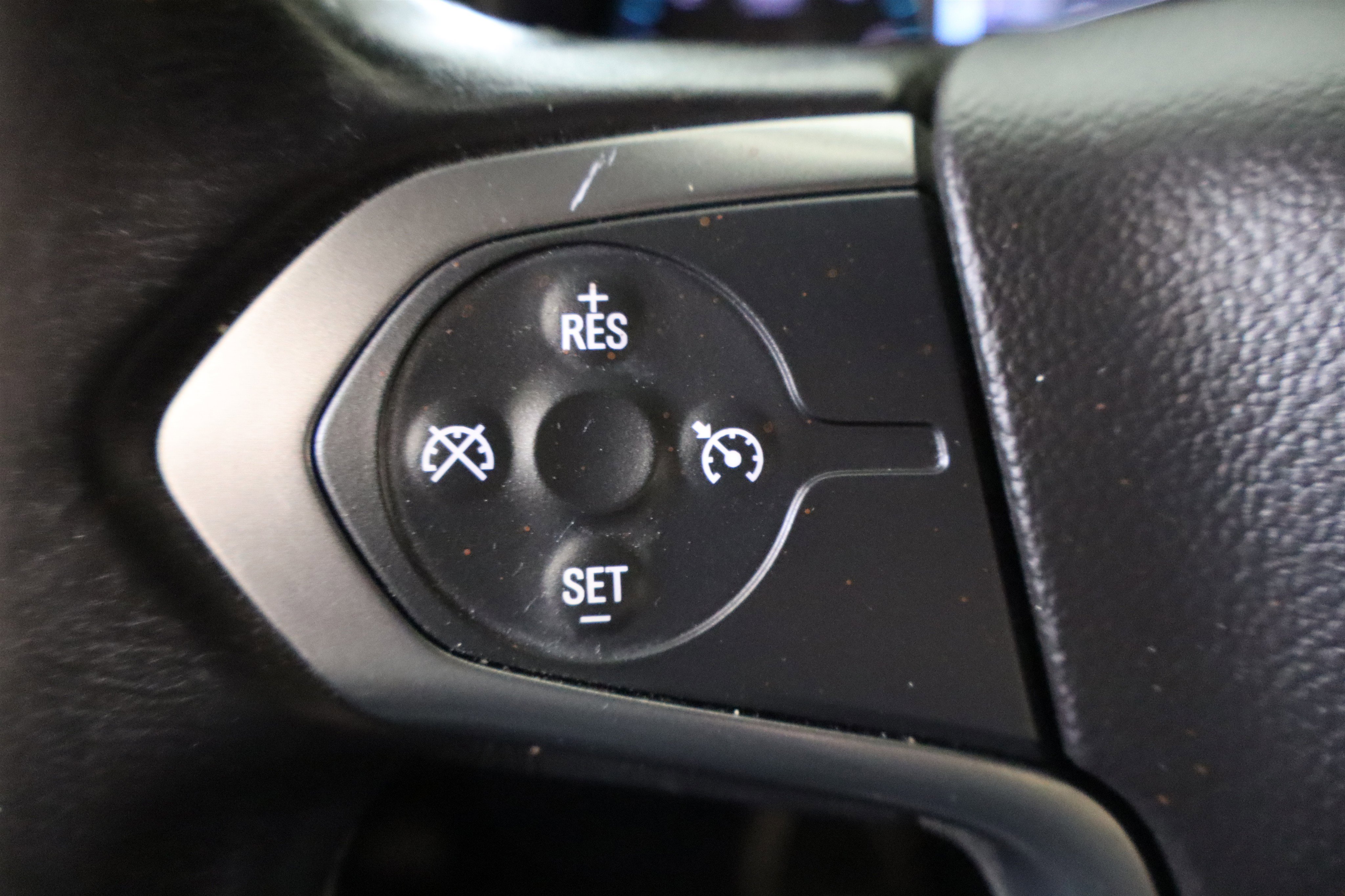 Used 2017 Chevrolet Silverado 1500 LT w/ All Star Edition image 27