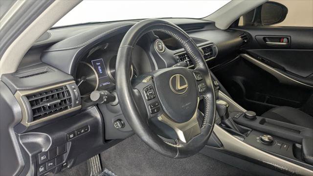 Used 2019 Lexus IS 300 w/ Premium Package RWD image 24