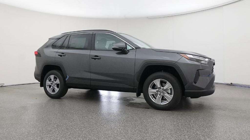 New 2025 Toyota RAV4 XLE image 28