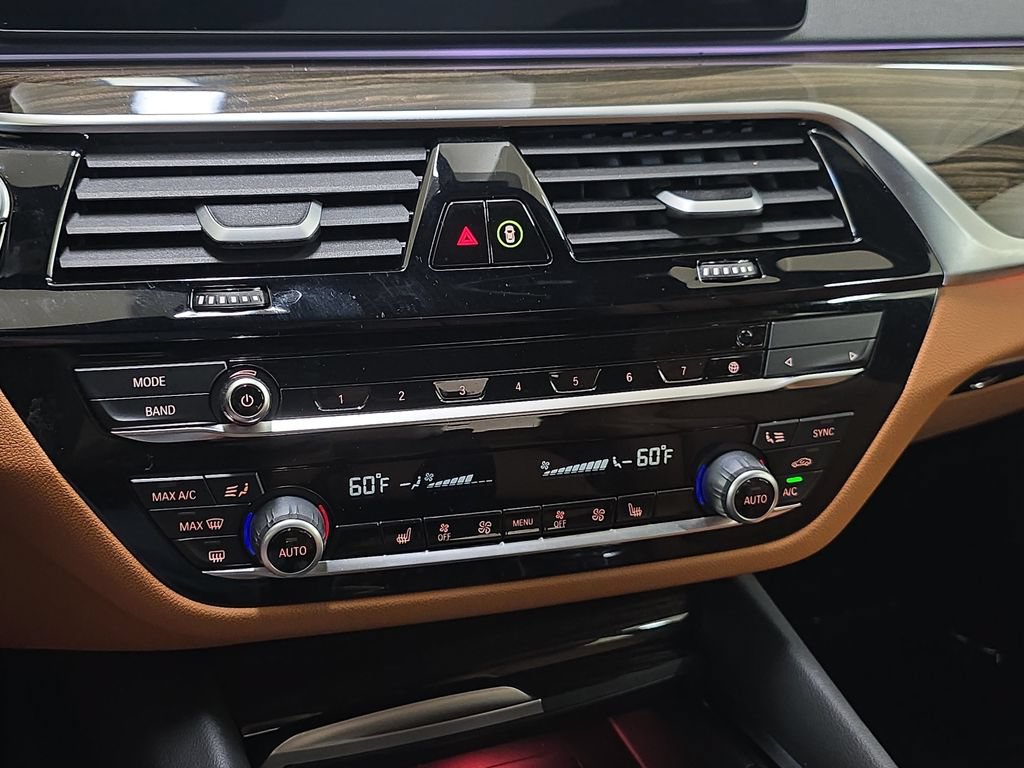 Certified 2023 BMW 530i w/ Premium Package RWD image 25