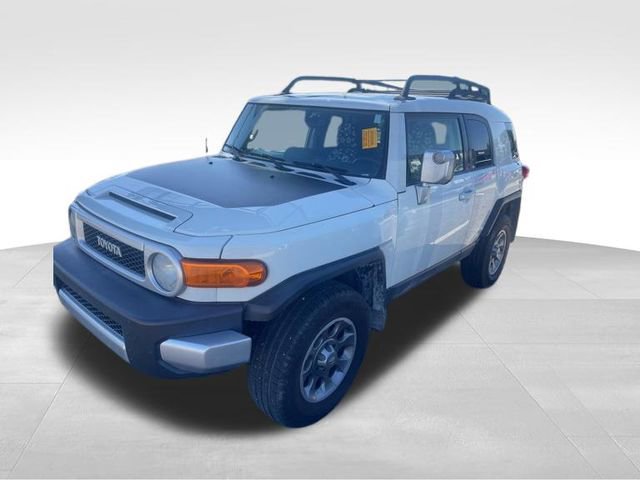 Used 2013 Toyota FJ Cruiser 4WD w/ Convenience Pkg image 3