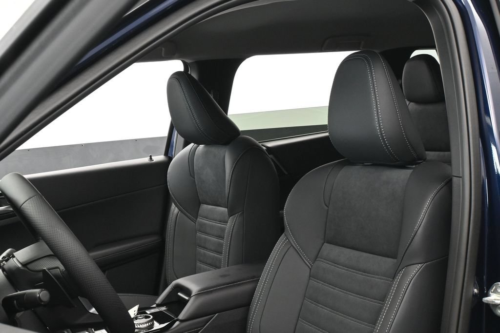 New 2026 Mitsubishi Outlander SE FWD image 10
