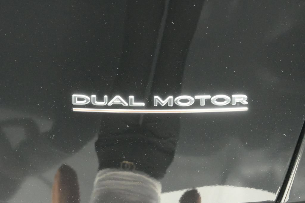 Used 2024 Tesla Model Y Performance AWD/4WD image 14