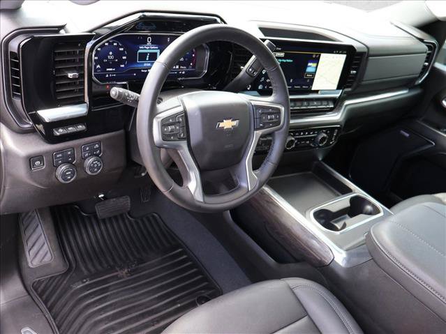 Used 2025 Chevrolet Silverado 3500 LTZ w/ LTZ Plus Package AWD/4WD image 11