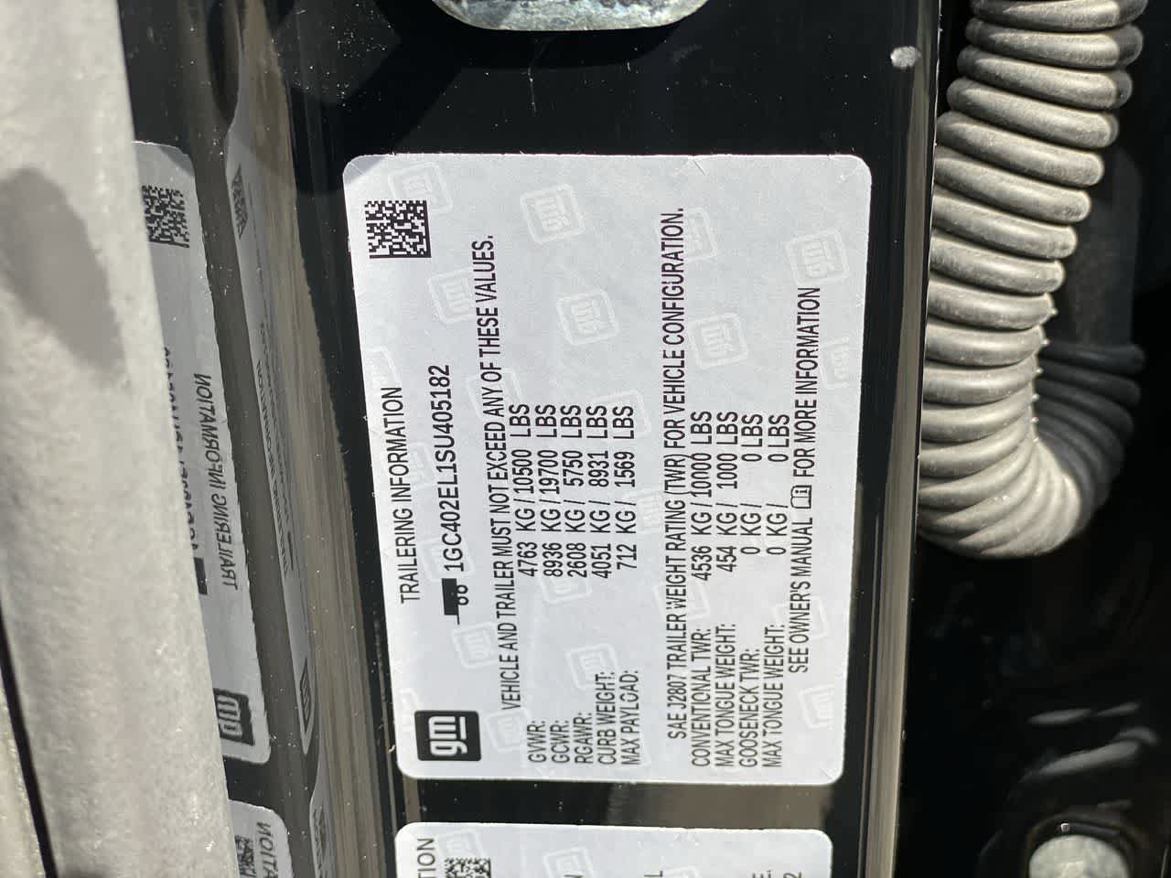 Used 2025 Chevrolet Silverado EV RST AWD/4WD image 28