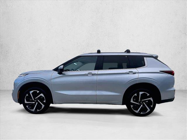 Used 2023 Mitsubishi Outlander SEL FWD image 6