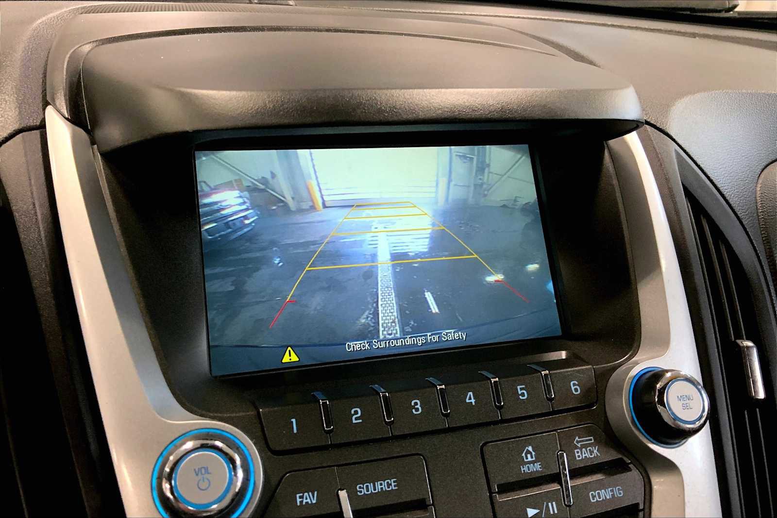 Used 2016 Chevrolet Equinox LT image 28