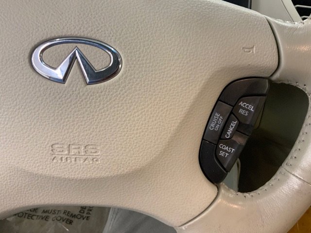 Used 2004 INFINITI Q45 Luxury image 24