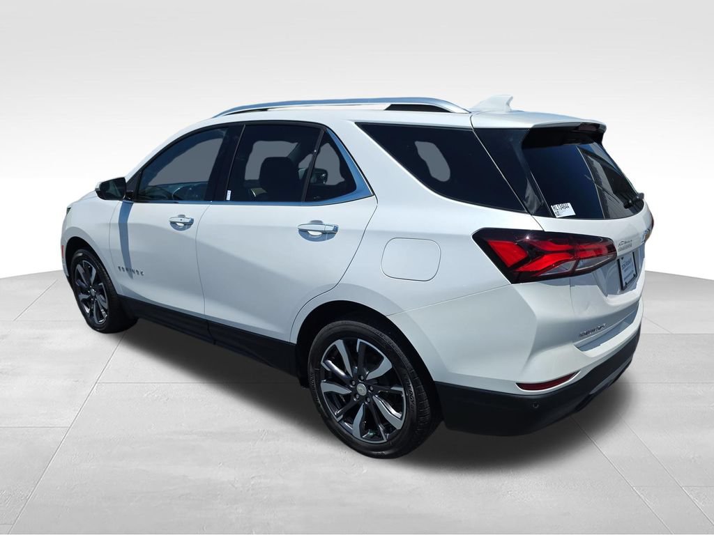 Used 2024 Chevrolet Equinox Premier AWD/4WD image 8