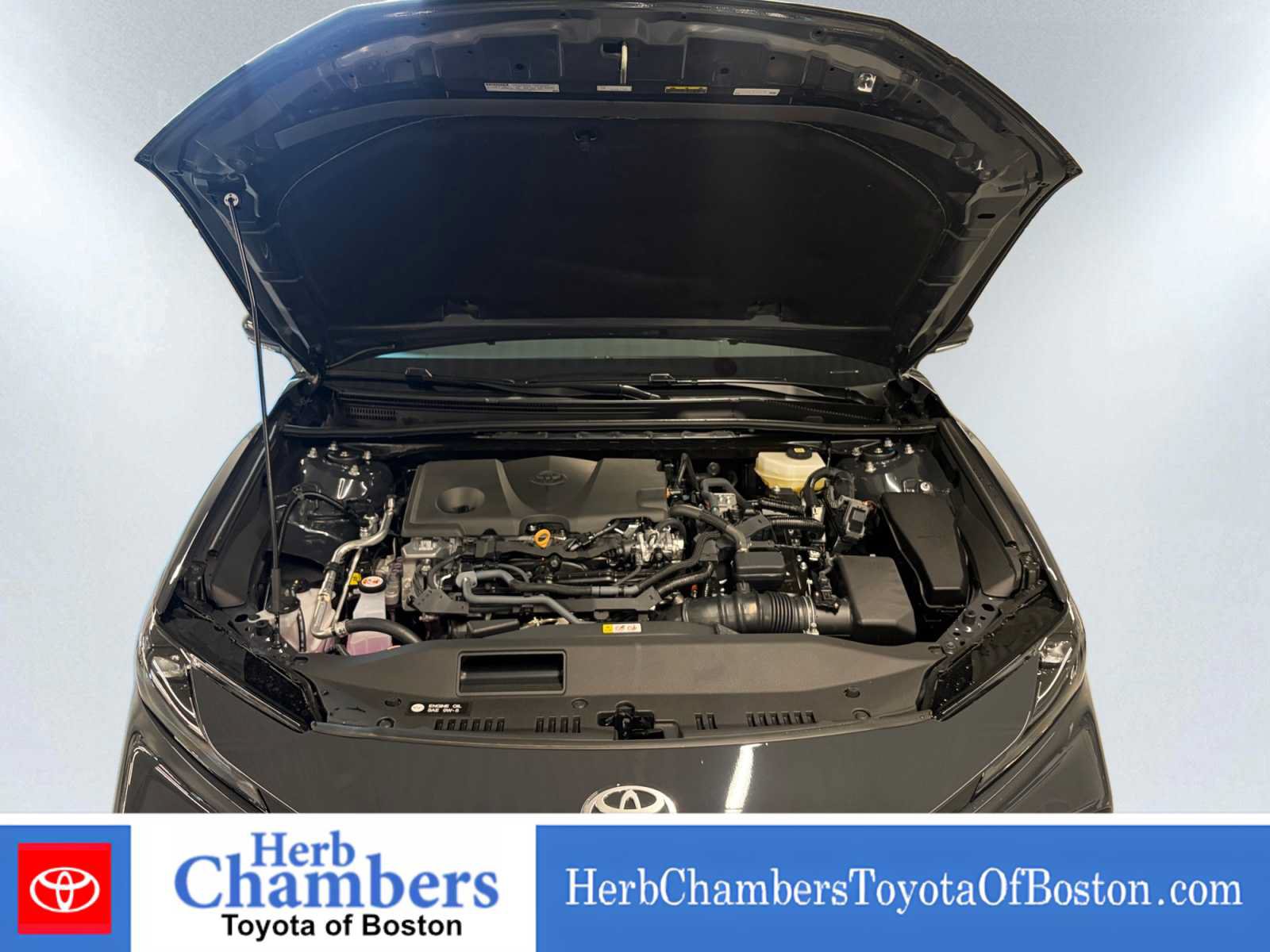 Used 2026 Toyota Camry SE FWD image 7
