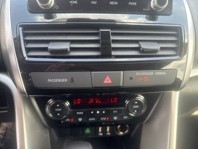 Used 2024 Mitsubishi Eclipse Cross SE AWD/4WD image 34