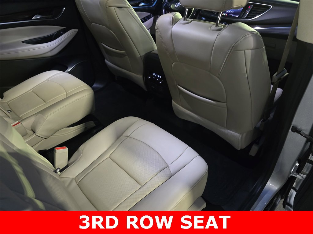 Used 2020 Buick Enclave Essence w/ Sport Touring Edition image 12