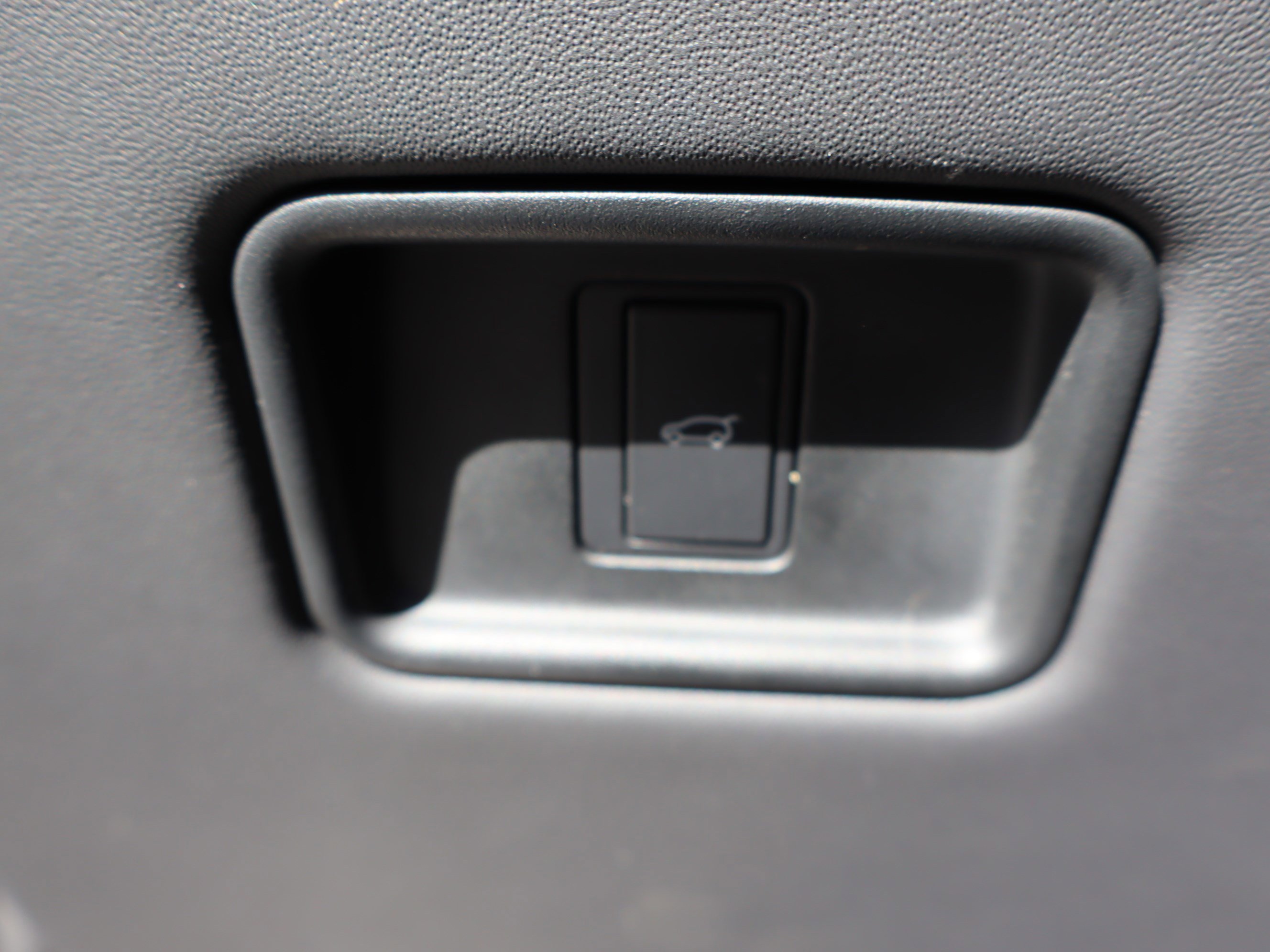 Used 2024 Land Rover Range Rover SE image 19