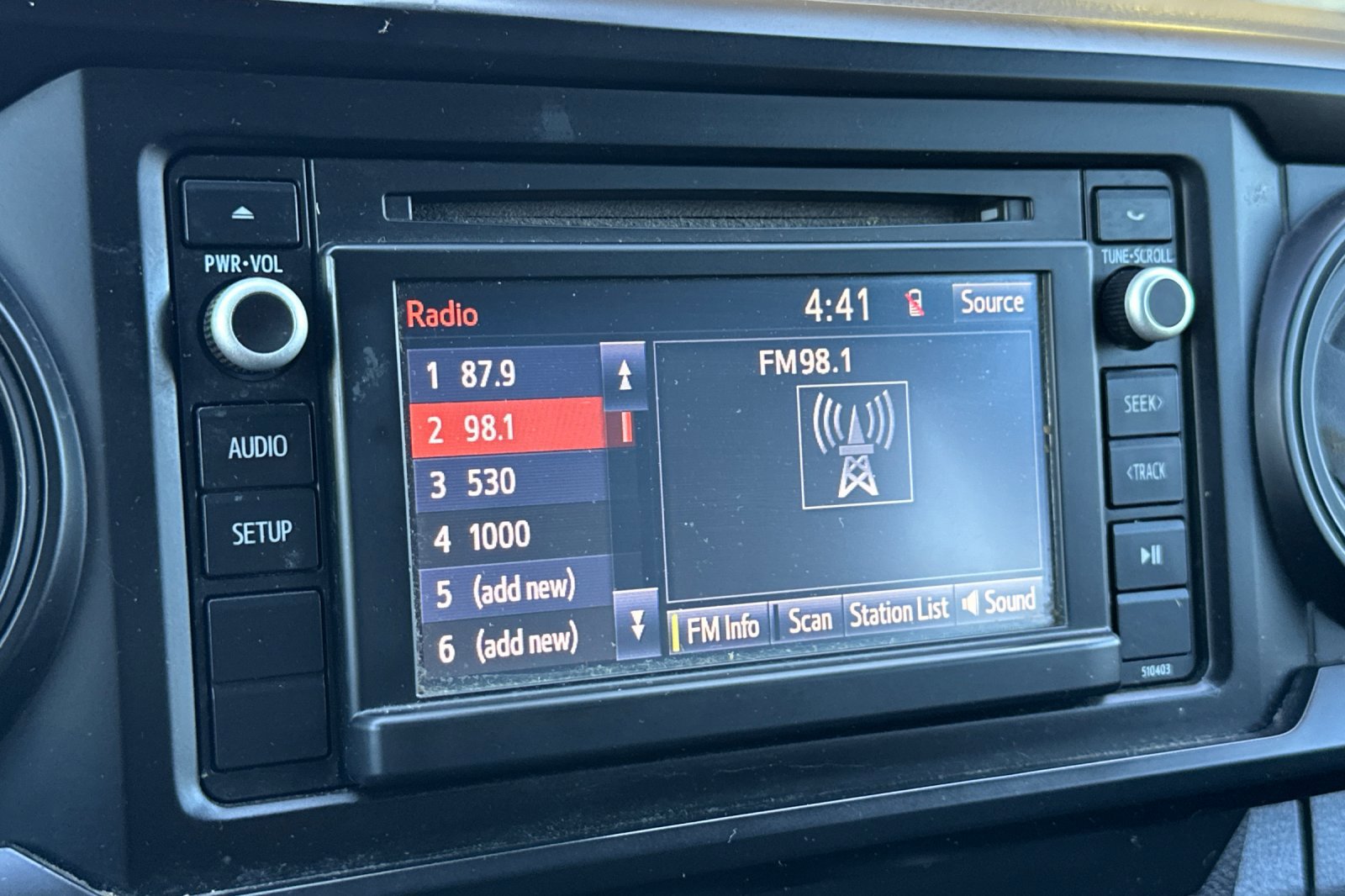 Used 2019 Toyota Tacoma 2WD Access Cab image 16