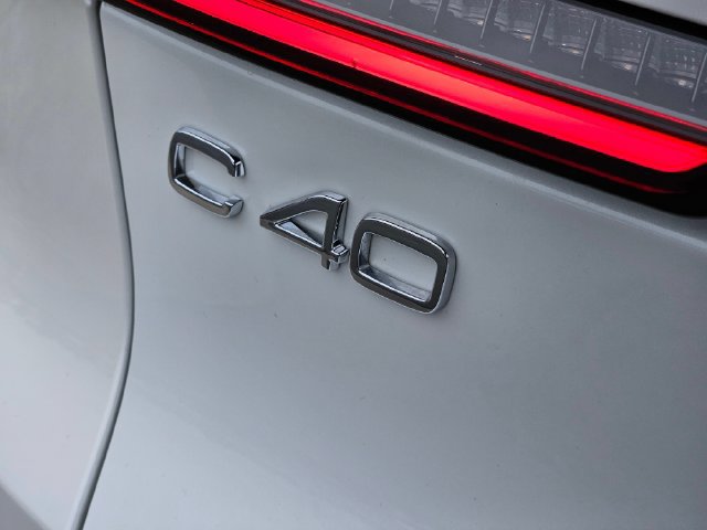 Certified 2023 Volvo C40 P8 Recharge Ultimate w/ Protection Package Premier AWD/4WD image 10