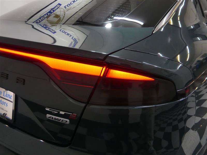 Used 2022 Kia Stinger GT2 AWD/4WD image 16