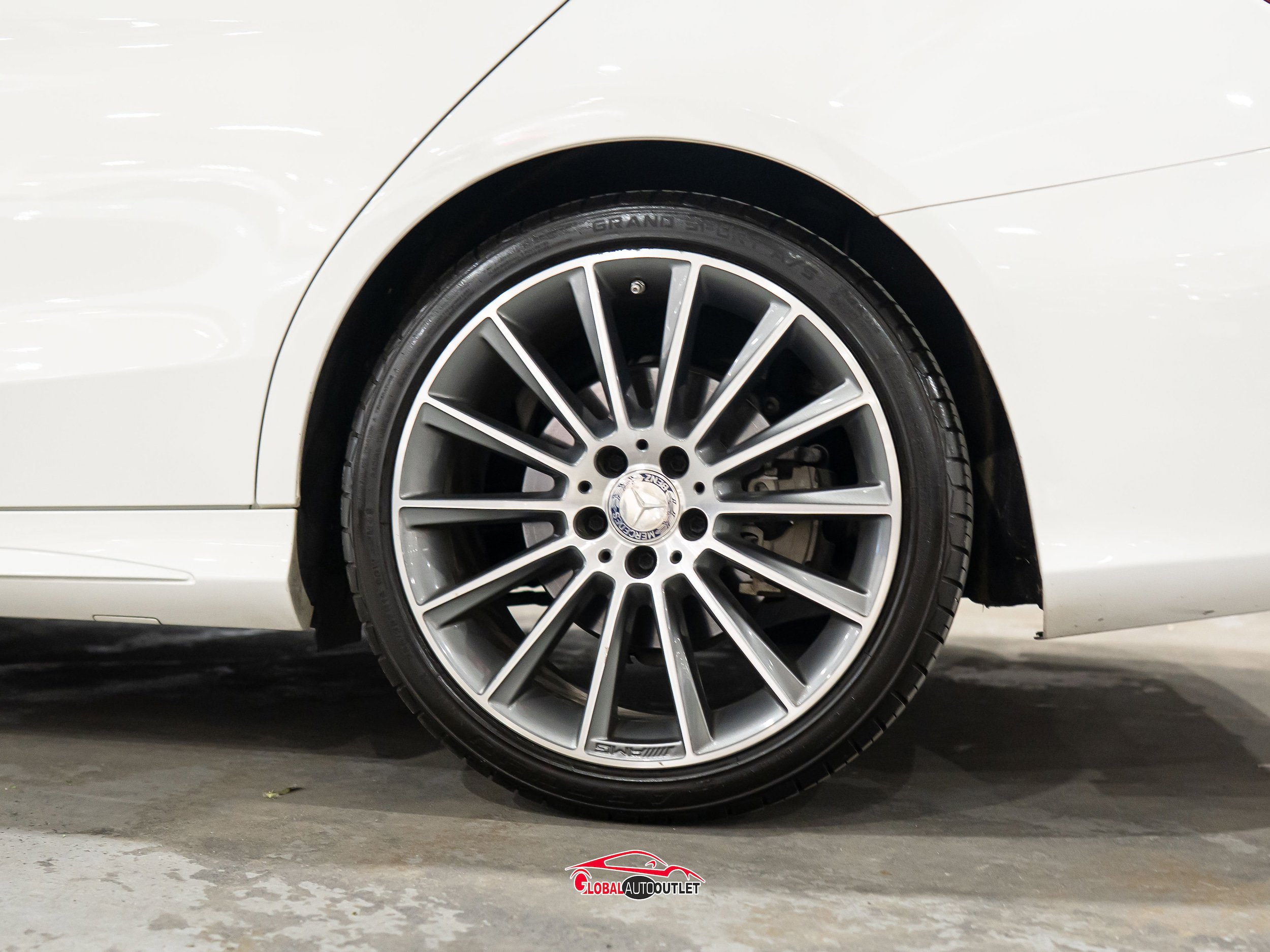 Used 2016 Mercedes-Benz C 300 Sedan image 12