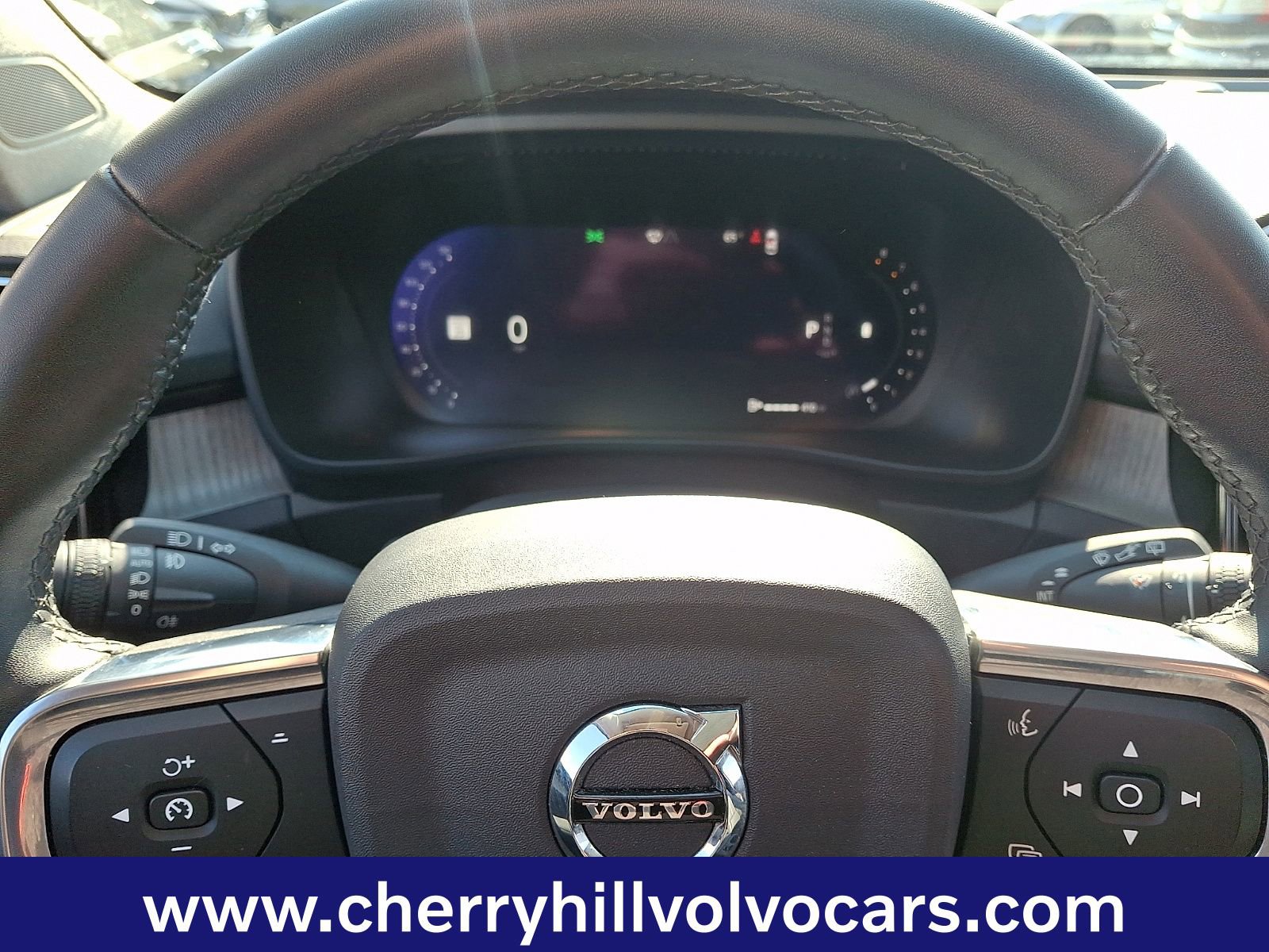 Certified 2023 Volvo XC40 B5 Core w/ Climate Package image 20