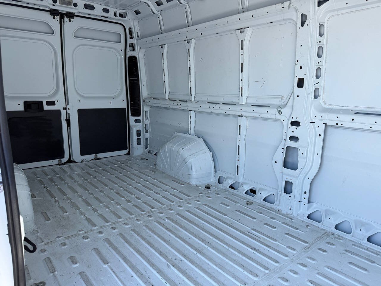 Used 2023 RAM ProMaster 3500 FWD image 25