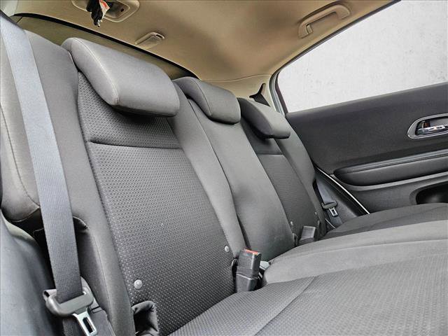 Used 2022 Honda HR-V EX image 19