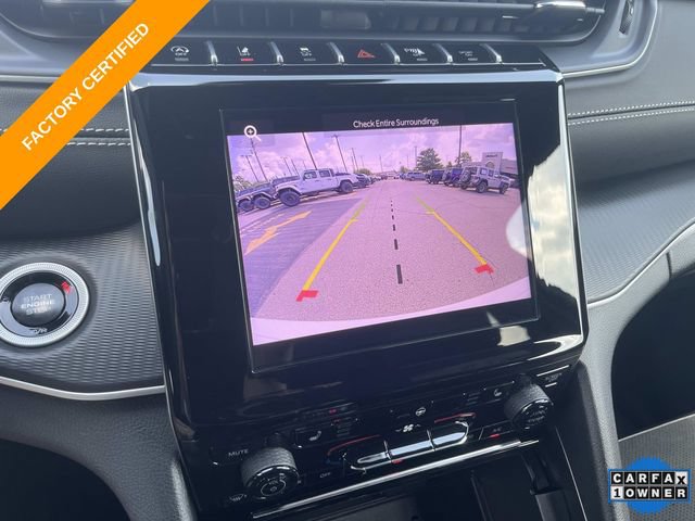 Certified 2025 Jeep Grand Cherokee Altitude AWD/4WD image 32