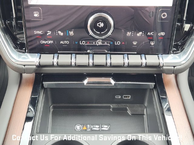 New 2027 GMC Yukon Denali w/ Sun & Power Step Package AWD/4WD image 14