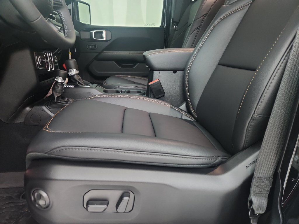 New 2026 Jeep Gladiator Sport AWD/4WD image 20