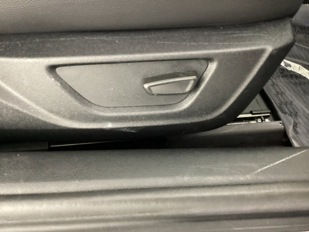 Used 2022 Ford Mustang GT Premium w/ Black Accent Package image 9