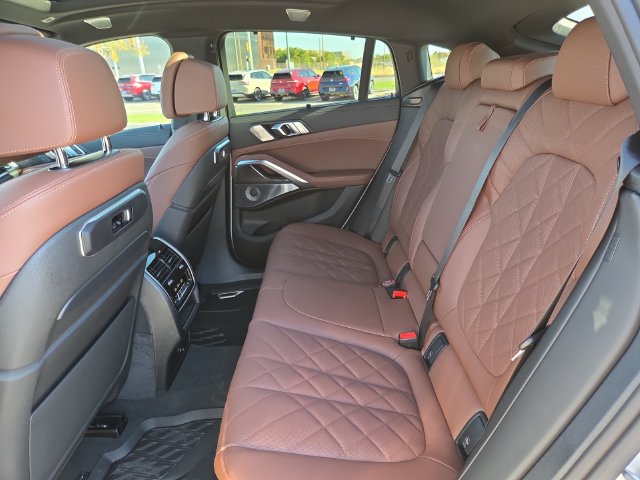 New 2027 BMW X6 M60i AWD/4WD image 15