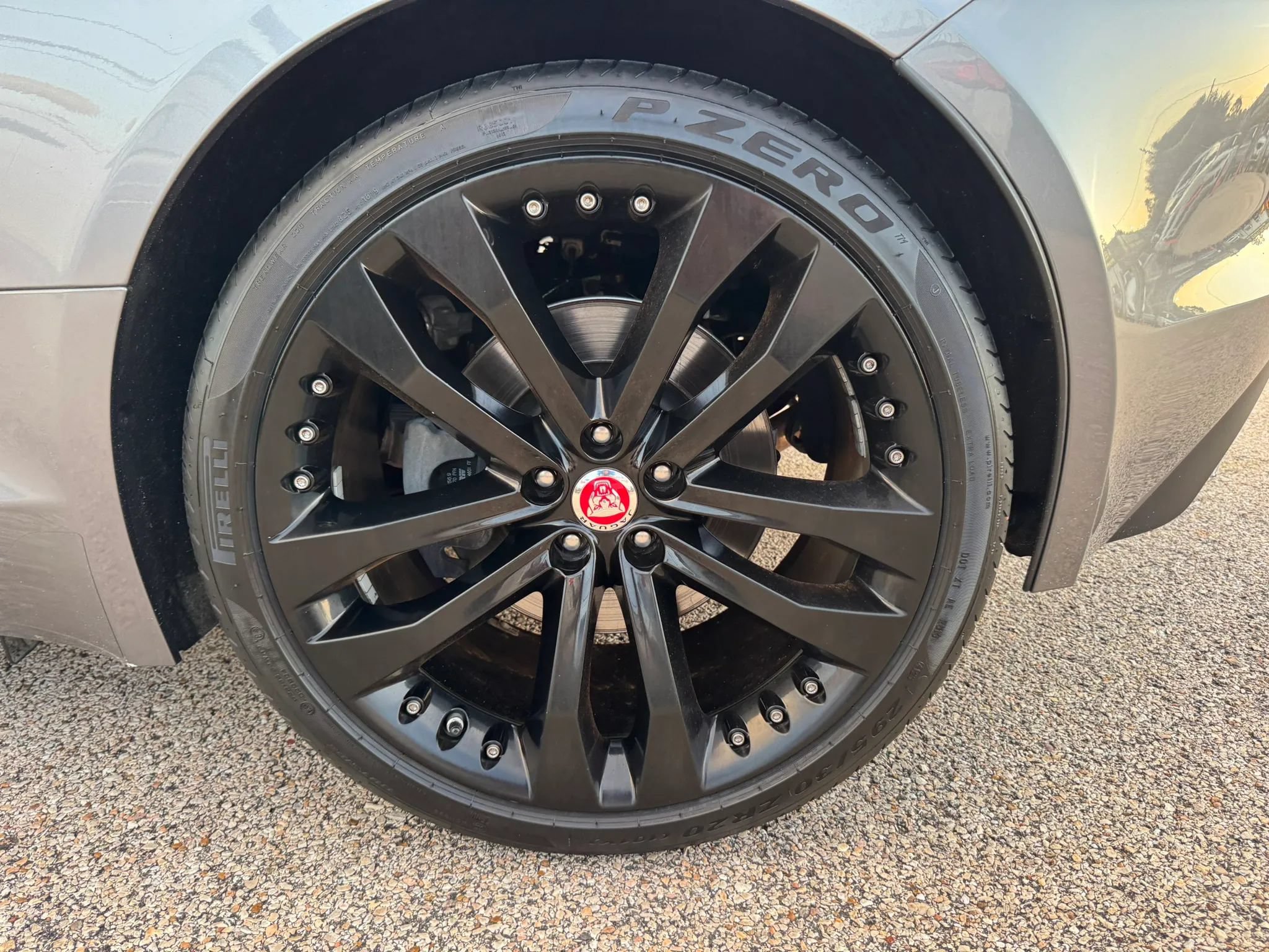 Used 2020 Jaguar F-TYPE Coupe RWD image 16